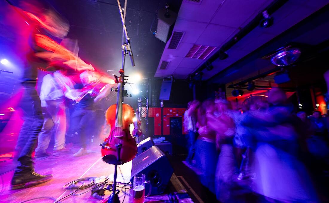 folk @Volksbad Flensburg